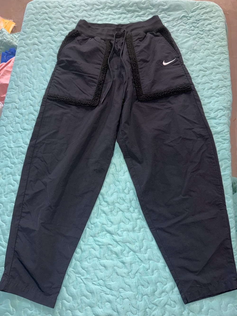 Nike Women's Sportswear Essential Woven High Rise Yoga Pants Black Size Small